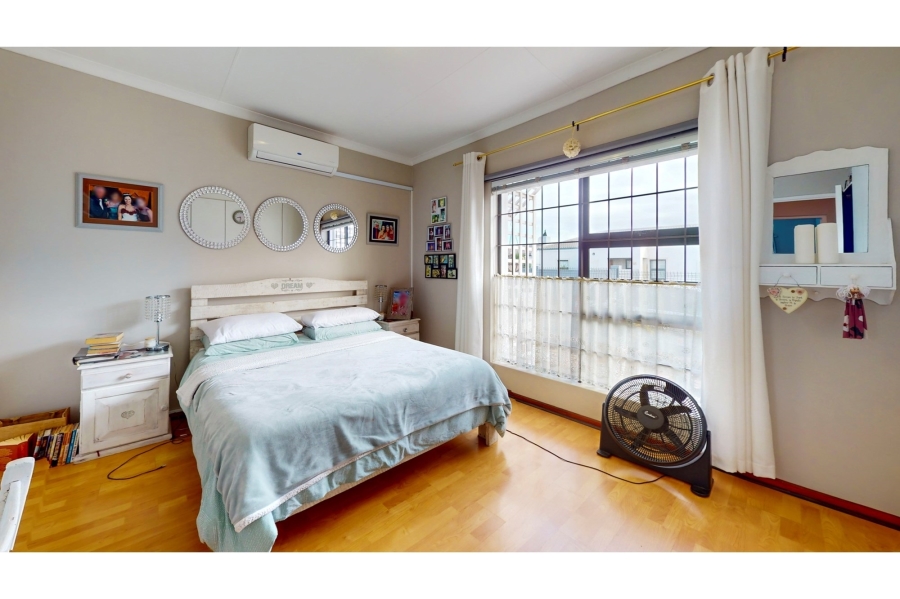 3 Bedroom Property for Sale in Country Club Western Cape